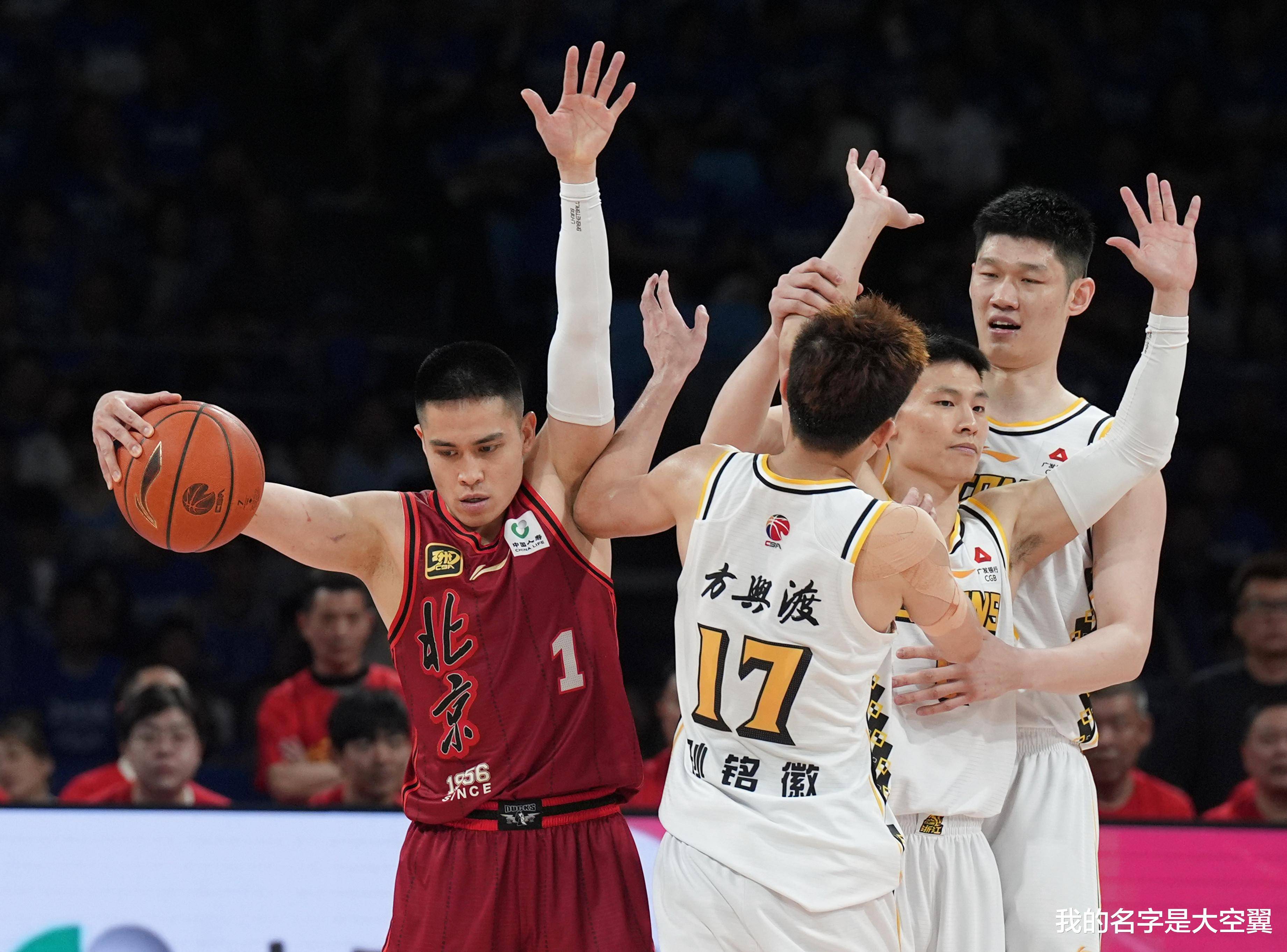 开云-重磅！广厦男篮赛前豪取连胜哈登与40激战拜仁分钟，明尼苏达森林狼遗憾出局备战CBA常规赛