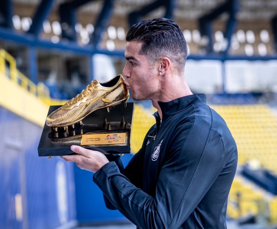 开云网页版登录入口-曝皇马全队都不会出席金球颁奖典礼