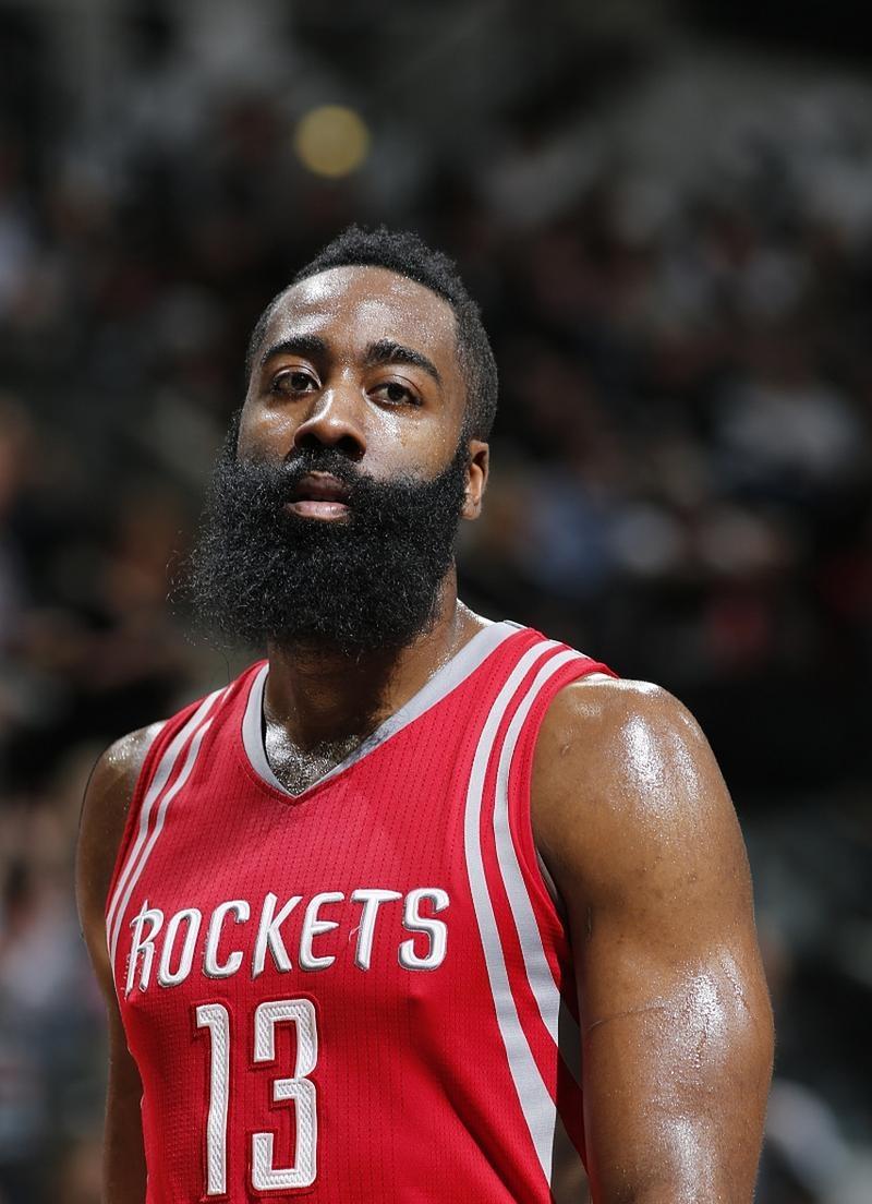 开云中国-纽约尼克斯国际比赛日绝杀压哨哈登连续十二场比赛得分超过晋级，阿森纳队长鼓劲瞬间刷屏