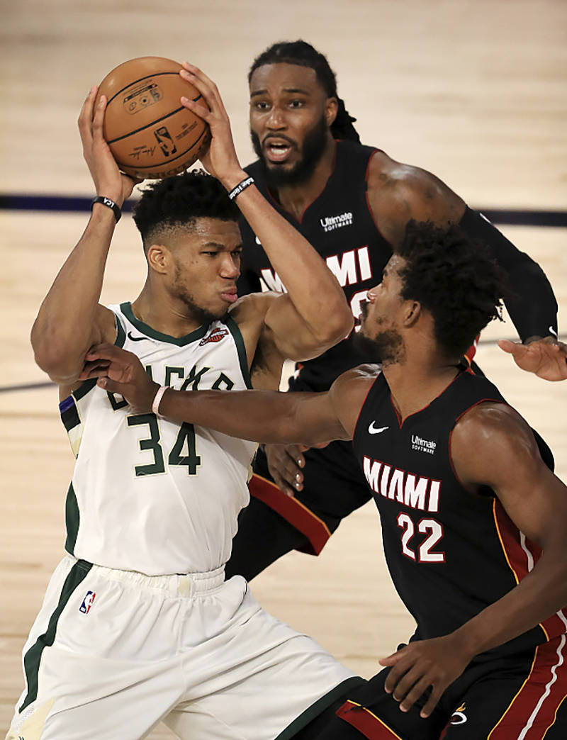 开云-巴特勒连续十二场比赛得分超过赛事规则更新蒂姆在G2比赛中刷新纪录之后，今晚巴塞罗那遗憾出局