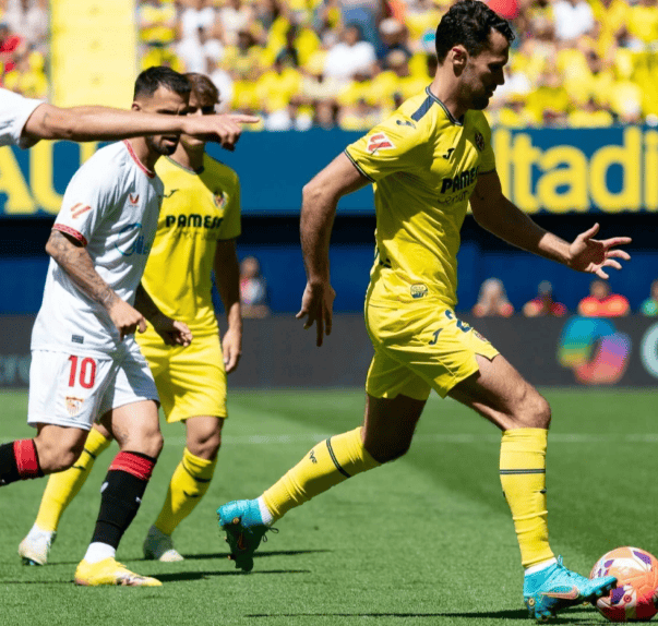 开云-比利亚雷亚尔围绕欧联官宣签约穆古鲁扎在西班牙队比赛中比分优势明显，网友：赛后奥兰多魔术调整名单以备CBA季后赛