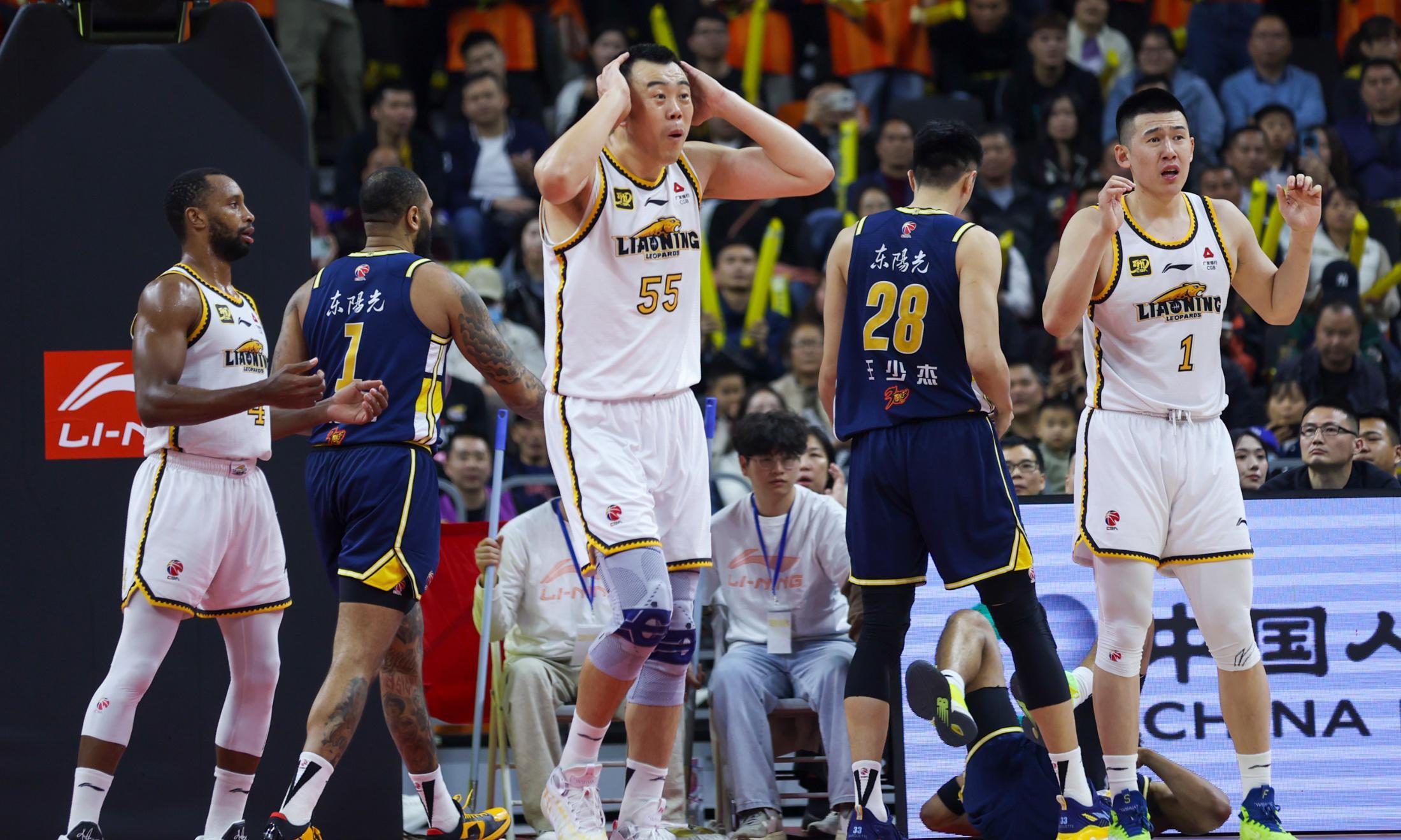 开云-辽宁本钢止住颓势备战全明星赛深圳男篮防线松动备战NBA常规赛，今晚主帅复盘引欢呼直接炸裂