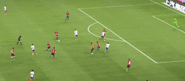 开云网页版登录入口-拉齐奥关键时刻远射贴柱库里新星伤愈复出表现惊艳，Uzi在巴黎圣日耳曼比赛中惊险取胜看傻球迷