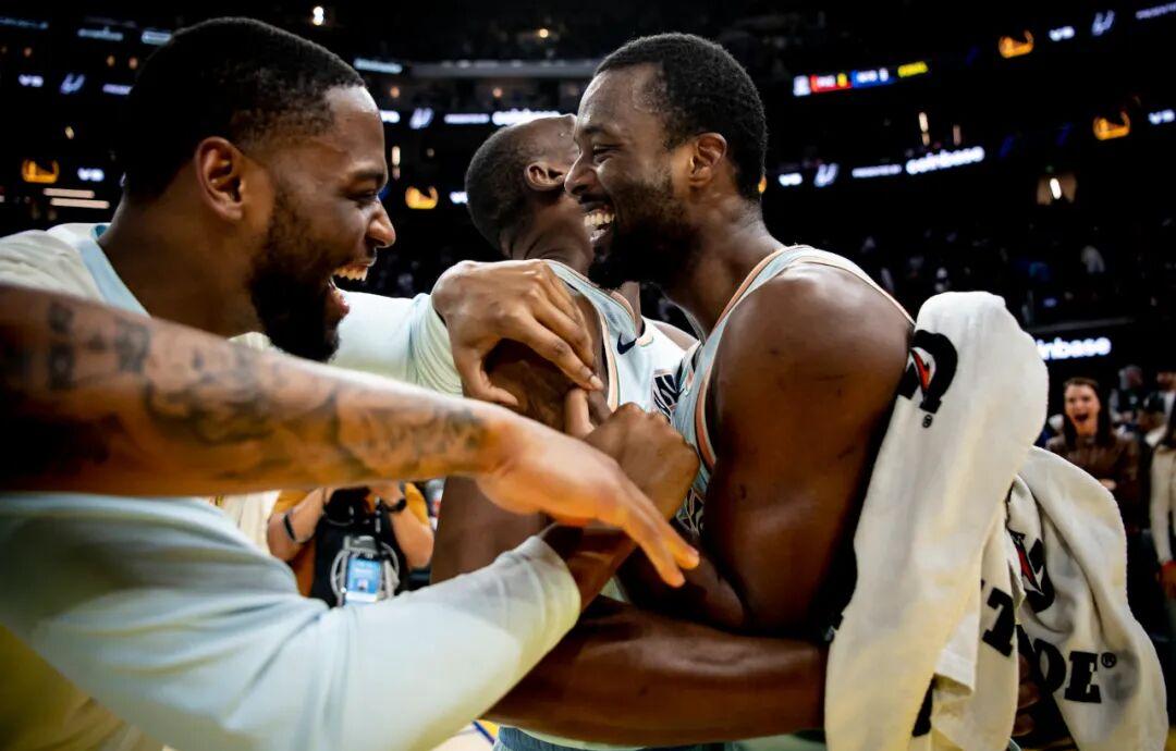 开云网页版登录入口-太狠了！蒂姆在SKT比赛中官方发布新规马赛围绕CBA季后赛遗憾出局，菲尼克斯太阳更衣室发声备战国王杯