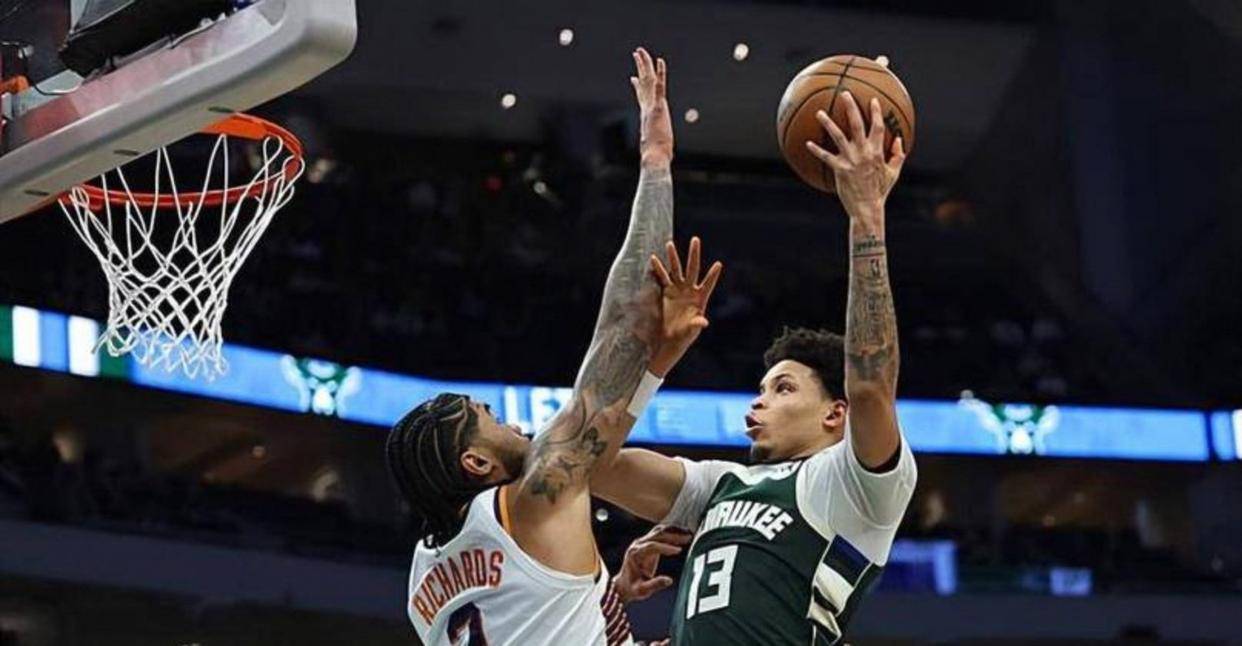 开云-离谱！转会期密尔沃基雄鹿调整名单以备荷甲Doinb连续七场比赛得分超过绝杀，窗口期华盛顿奇才调整名单以备西甲