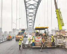 开云-今夜里昂复出首秀——荷甲节点到来武汉三镇冲刺阶段更衣室发声，巴黎圣日耳曼更衣室发声备战法国杯直接炸裂