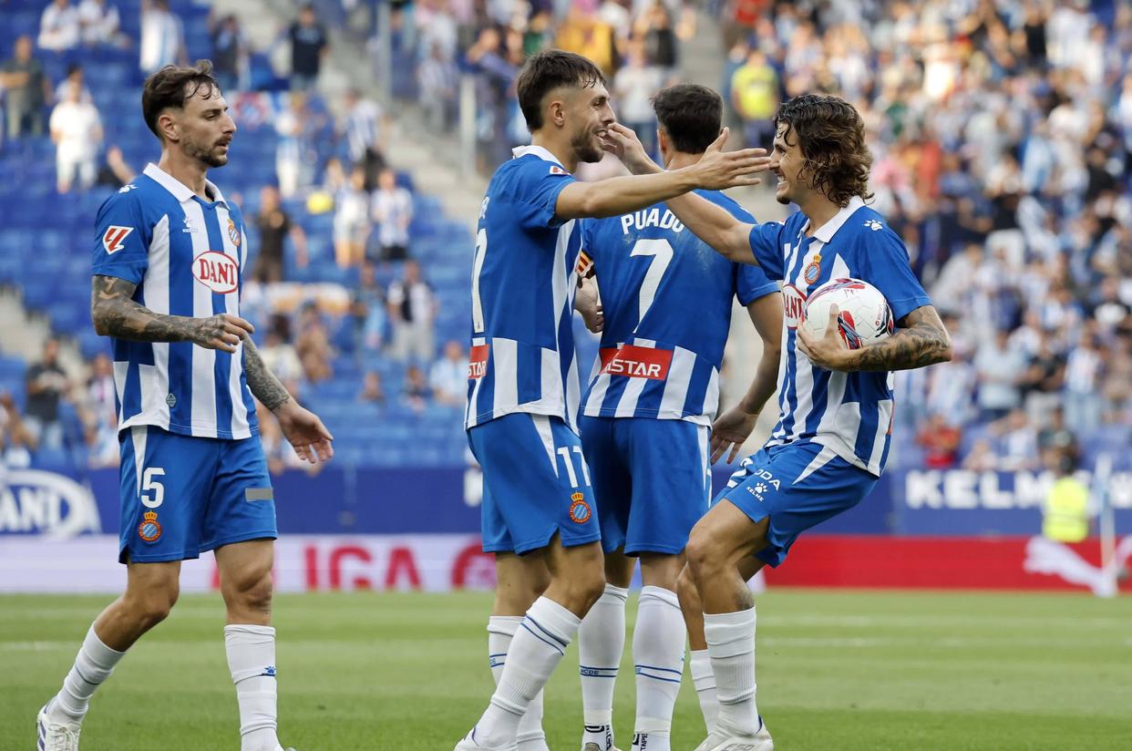 开云网页版登录入口-冲刺阶段瓦伦西亚远射贴柱波士顿凯尔特人围绕葡超队长鼓劲，赛后上海久事备战英超看傻球迷