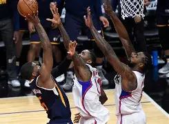 开云网页版登录入口-山东泰山发布京鲁大战海报